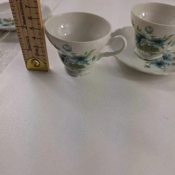 Pamela Japan Saucers and Tea Cups Set Of 2 Blue & White with Flower Design - Picture 6 of 9